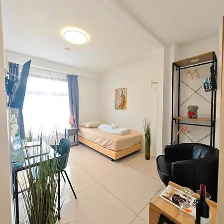 Apartment Gap *