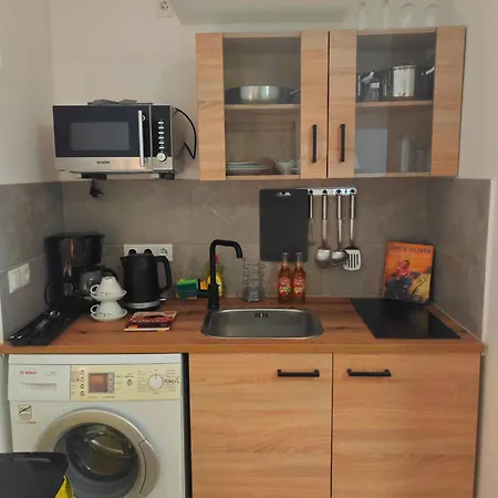 Gap Apartment *